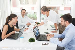 互聯(lián)網(wǎng)時代,咨詢服務(wù)企業(yè)如何打通 人 事 錢